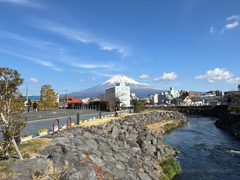富士山世界遺産センター04　神田川と富士山a